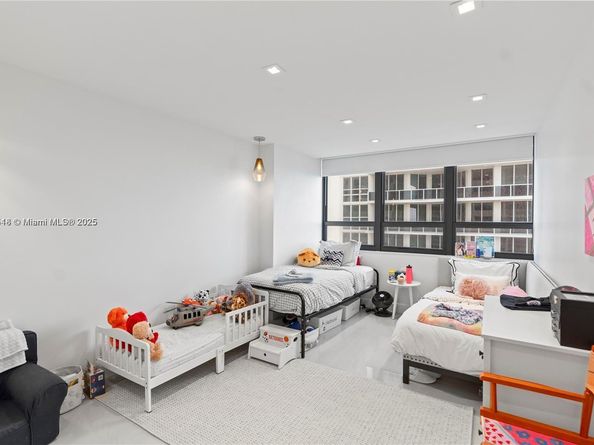 10205 Collins Ave 608, Bal Harbour FL 33154