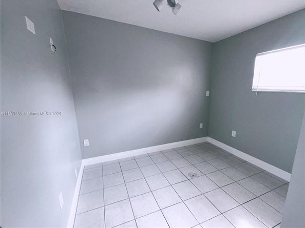 590 SW 36th Ave, Miami FL 33135