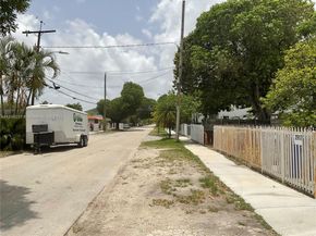 1300 NW 29th Ave, Miami FL 33125