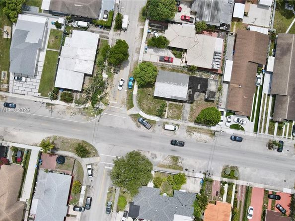 1300 NW 29th Ave, Miami FL 33125