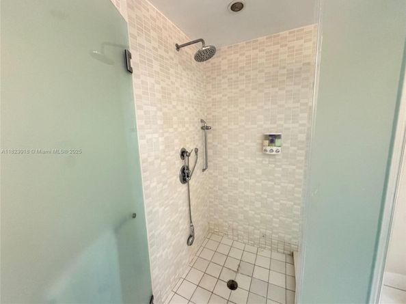 5300 NW 87th Ave 1507, Doral FL 33178