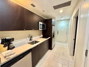 5300 NW 87th Ave 1507, Doral FL 33178