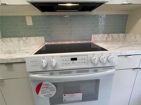 1450 Atlantic Shores Blvd 109, Hallandale Beach FL 33009