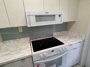 1450 Atlantic Shores Blvd 109, Hallandale Beach FL 33009