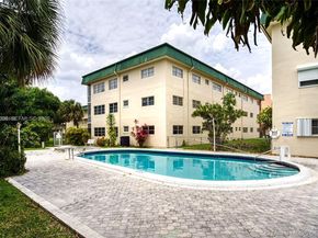 1450 Atlantic Shores Blvd 109, Hallandale Beach FL 33009