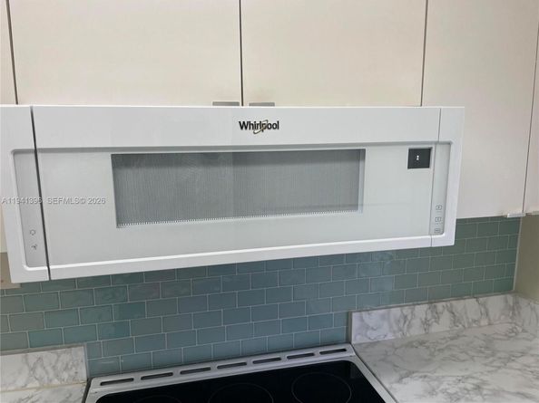 1450 Atlantic Shores Blvd 109, Hallandale Beach FL 33009