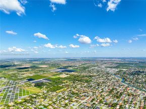 21421 SW 127th Ct, Miami FL 33177