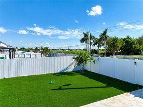 21421 SW 127th Ct, Miami FL 33177