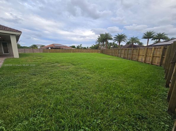 12944 SW 222nd St, Miami FL 33170