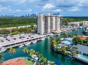 2500 NE 135th St A307, North Miami FL 33181