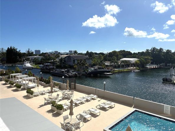 2500 NE 135th St A307, North Miami FL 33181