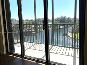 2500 NE 135th St A307, North Miami FL 33181