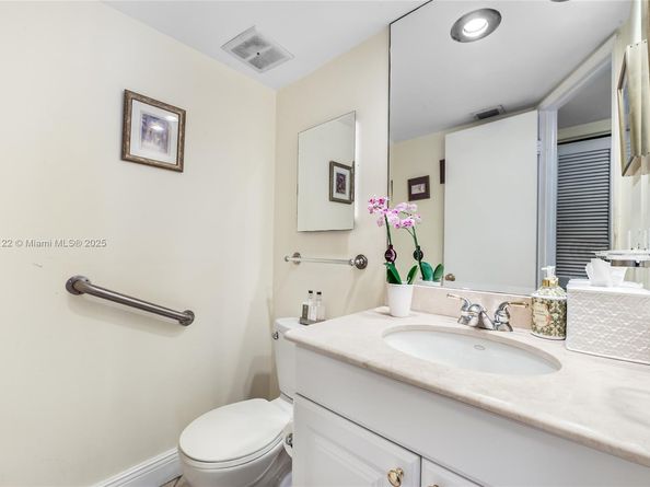 600 Biltmore Way 1205, Coral Gables FL 33134