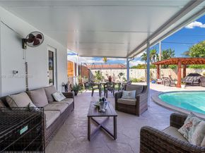10941 SW 180th St, Miami FL 33157