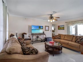 10941 SW 180th St, Miami FL 33157