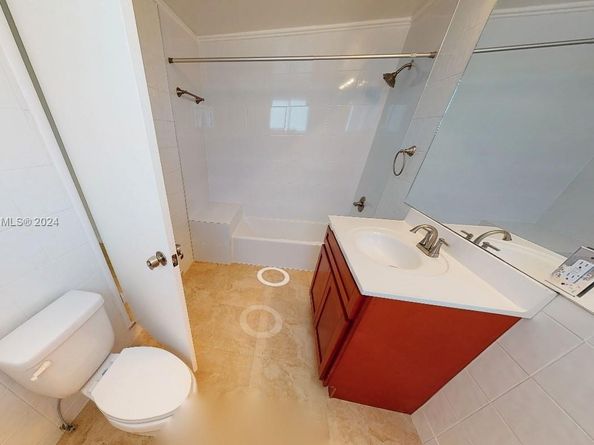 2915 SW 24 Te, Miami FL 33145