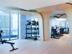 1000 Brickell Plaza 2907, Miami FL 33131