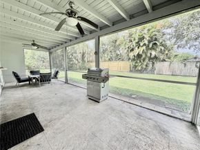 161 NW 46th Ter, Plantation FL 33317