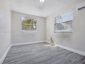 3371 SW 37th St, West Park FL 33023