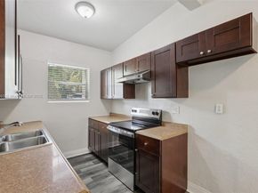 3371 SW 37th St, West Park FL 33023