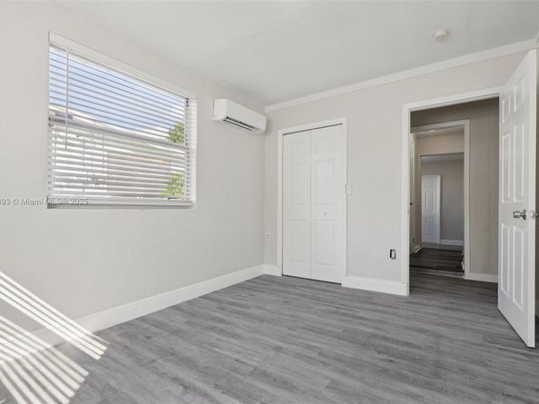 3371 SW 37th St, West Park FL 33023