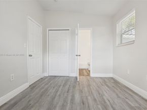 3371 SW 37th St, West Park FL 33023