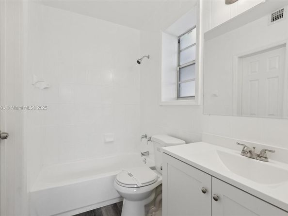 3371 SW 37th St, West Park FL 33023