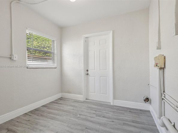 3371 SW 37th St, West Park FL 33023