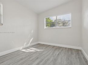 3371 SW 37th St, West Park FL 33023