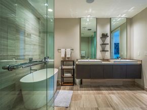 3250 NE 188th St 603, Aventura FL 33180