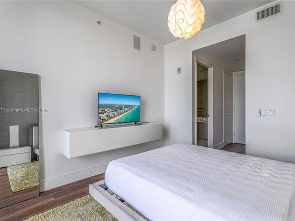 3250 NE 188th St 603, Aventura FL 33180