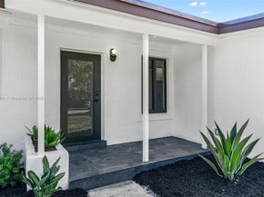9300 Marine Dr, Cutler Bay FL 33189