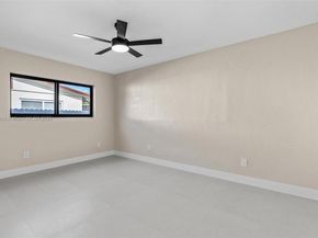 9300 Marine Dr, Cutler Bay FL 33189