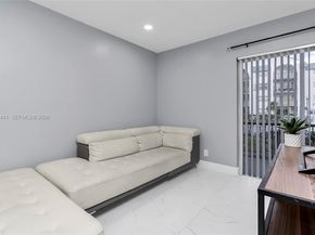 3300 Spanish Moss Ter 106, Lauderhill FL 33319