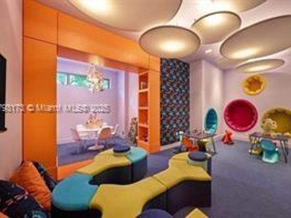 17301 Biscayne Blvd 603, North Miami Beach FL 33160