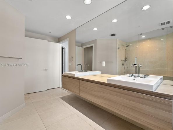 17301 Biscayne Blvd 603, North Miami Beach FL 33160