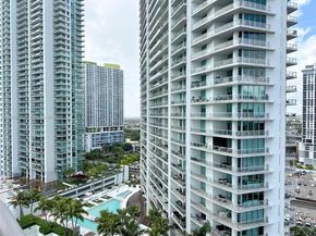 350 S Miami Ave 2215, Miami FL 33130