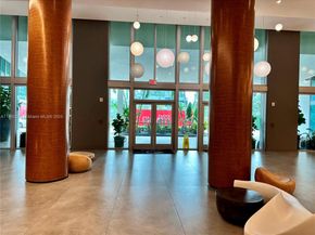 350 S Miami Ave 2215, Miami FL 33130