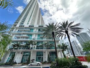 350 S Miami Ave 2215, Miami FL 33130
