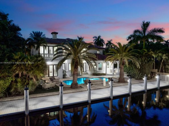 168 Fiesta Way, Fort Lauderdale FL 33301