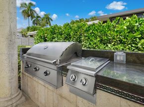 168 Fiesta Way, Fort Lauderdale FL 33301