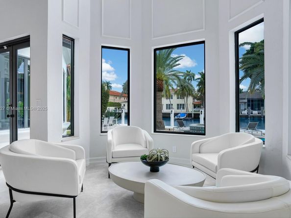 168 Fiesta Way, Fort Lauderdale FL 33301