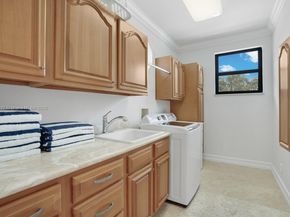 168 Fiesta Way, Fort Lauderdale FL 33301