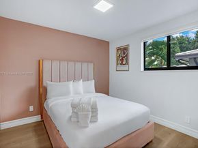 168 Fiesta Way, Fort Lauderdale FL 33301