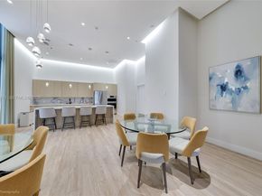 90 SW 3rd St 3109, Miami FL 33130