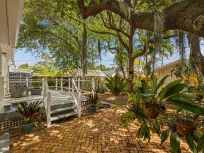 6382 SW 38th St, Miami FL 33155