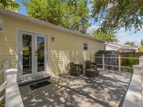 6382 SW 38th St, Miami FL 33155
