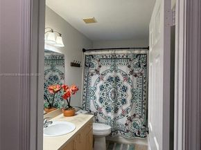5552 NW 125th Ter, Coral Springs FL 33076