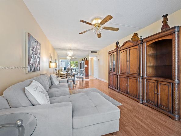 3140 Holiday Springs Blvd 9102, Margate FL 33063