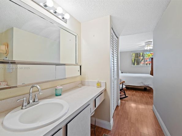 3140 Holiday Springs Blvd 9102, Margate FL 33063